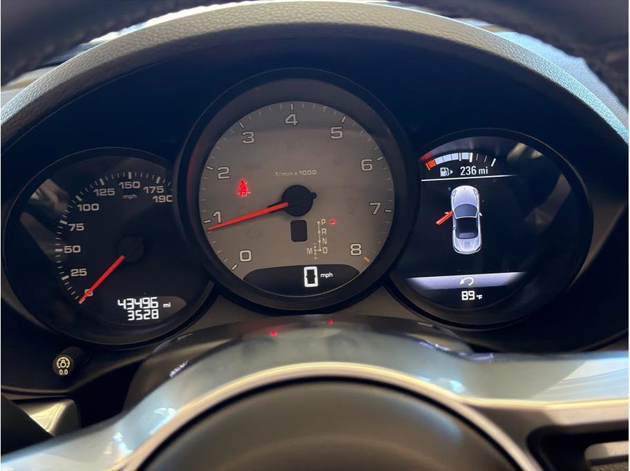 Used 2017 Porsche 718 Boxster S RWD image 17