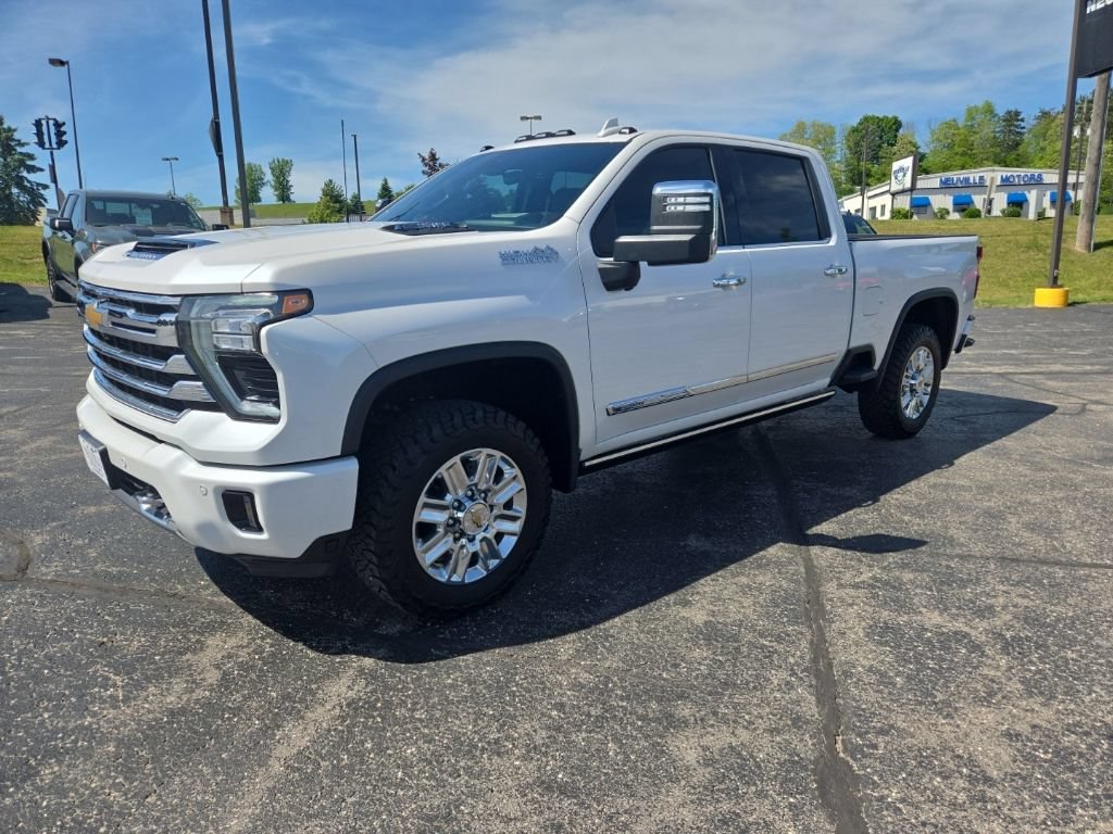 Certified 2025 Chevrolet Silverado 2500 High Country w/ High Country Premium Package AWD/4WD image 7