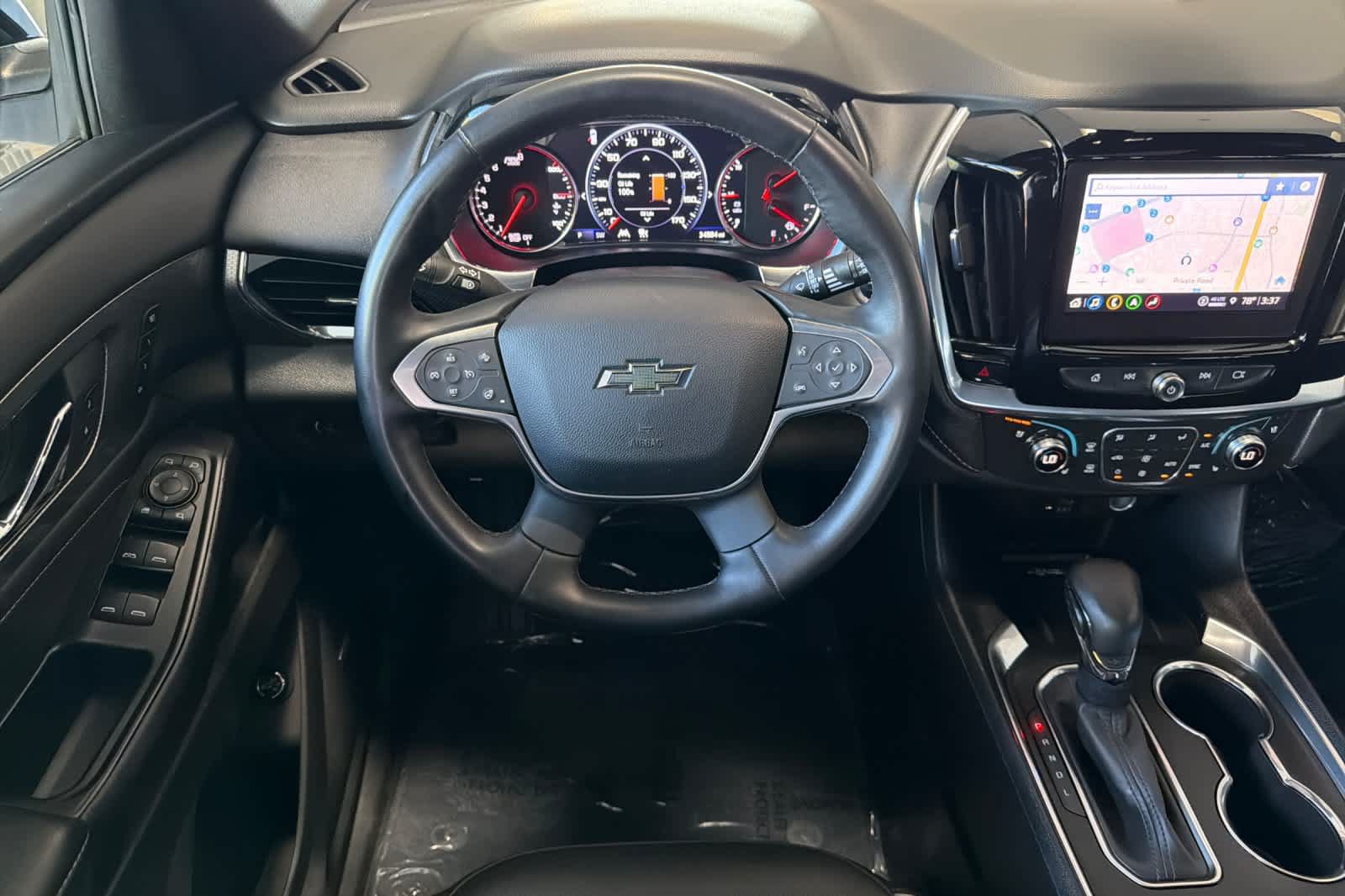 Used 2023 Chevrolet Traverse Premier w/ Redline Edition FWD image 14