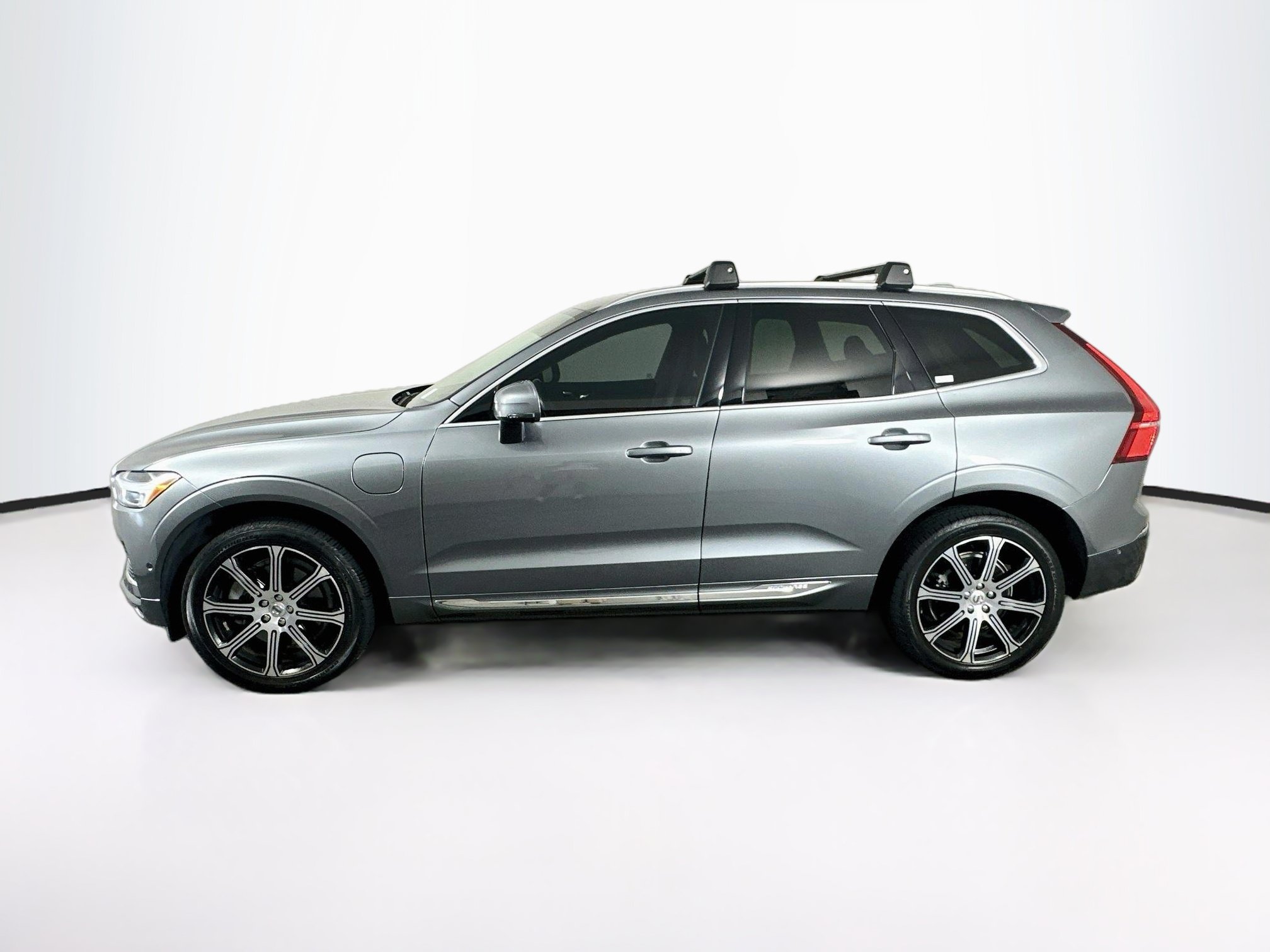 Used 2021 Volvo XC60 T8 Inscription w/ Advanced Package AWD/4WD image 4