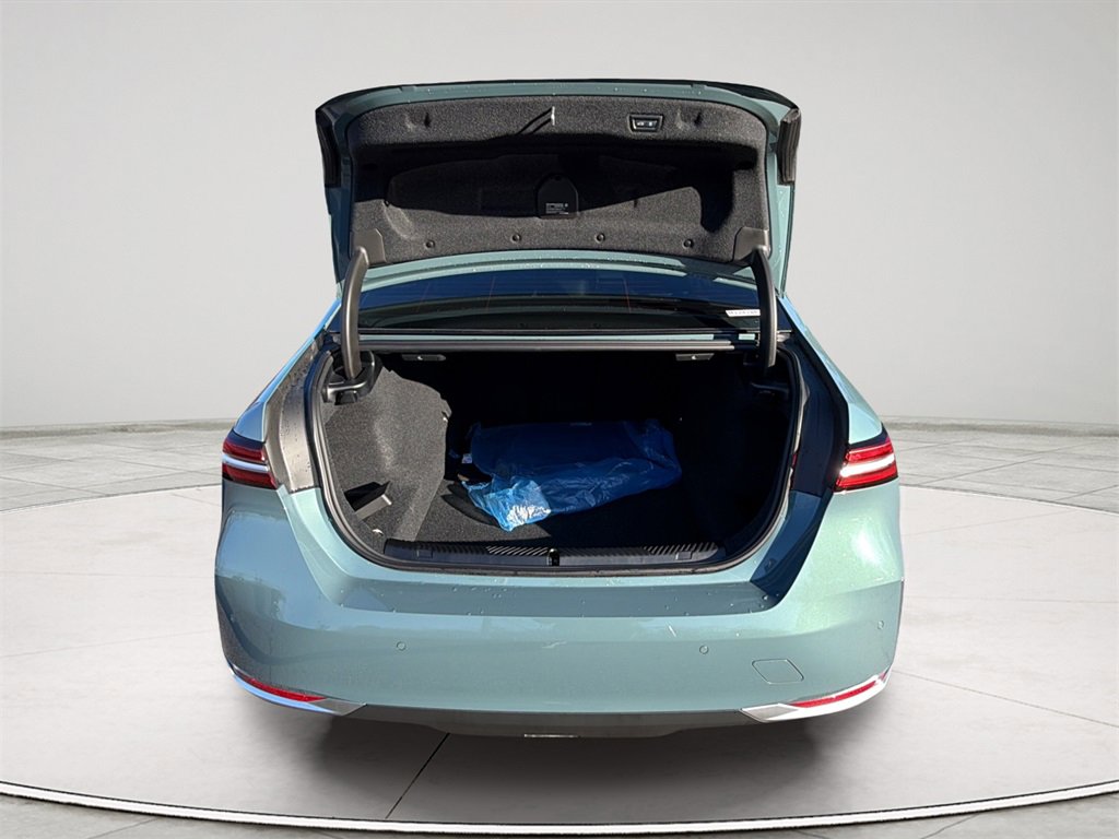 Used 2026 BMW 540i xDrive image 12