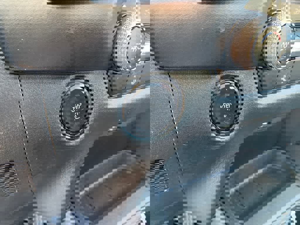 Used 2025 MAZDA CX-50 AWD 2.5 Hybrid w/ Premium Pkg image 27