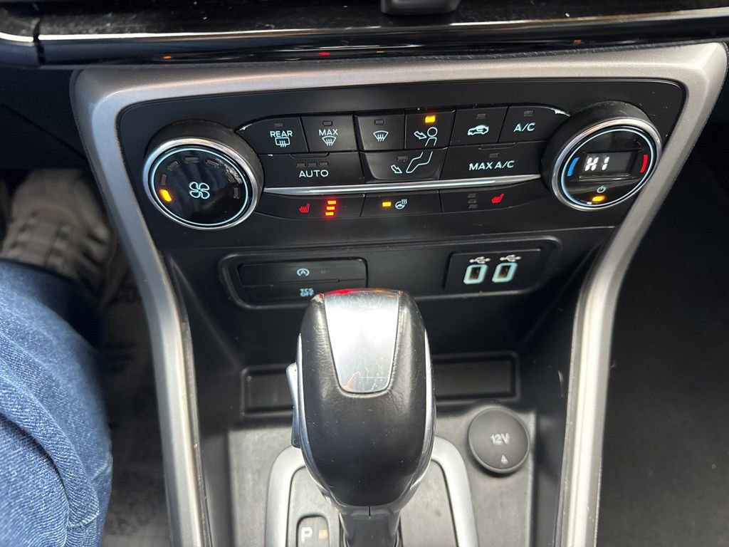 Used 2019 Ford EcoSport Titanium image 30