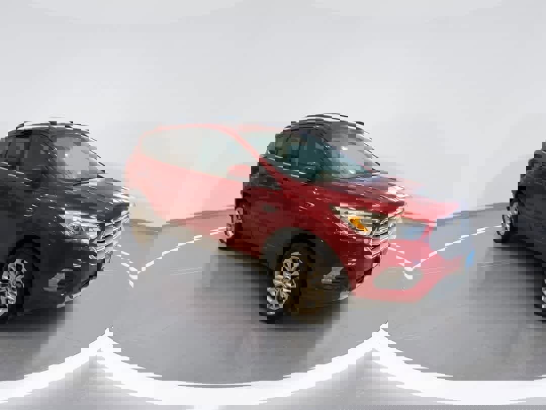 Used 2018 Ford Escape SEL w/ Ford Safe & Smart Package image 2