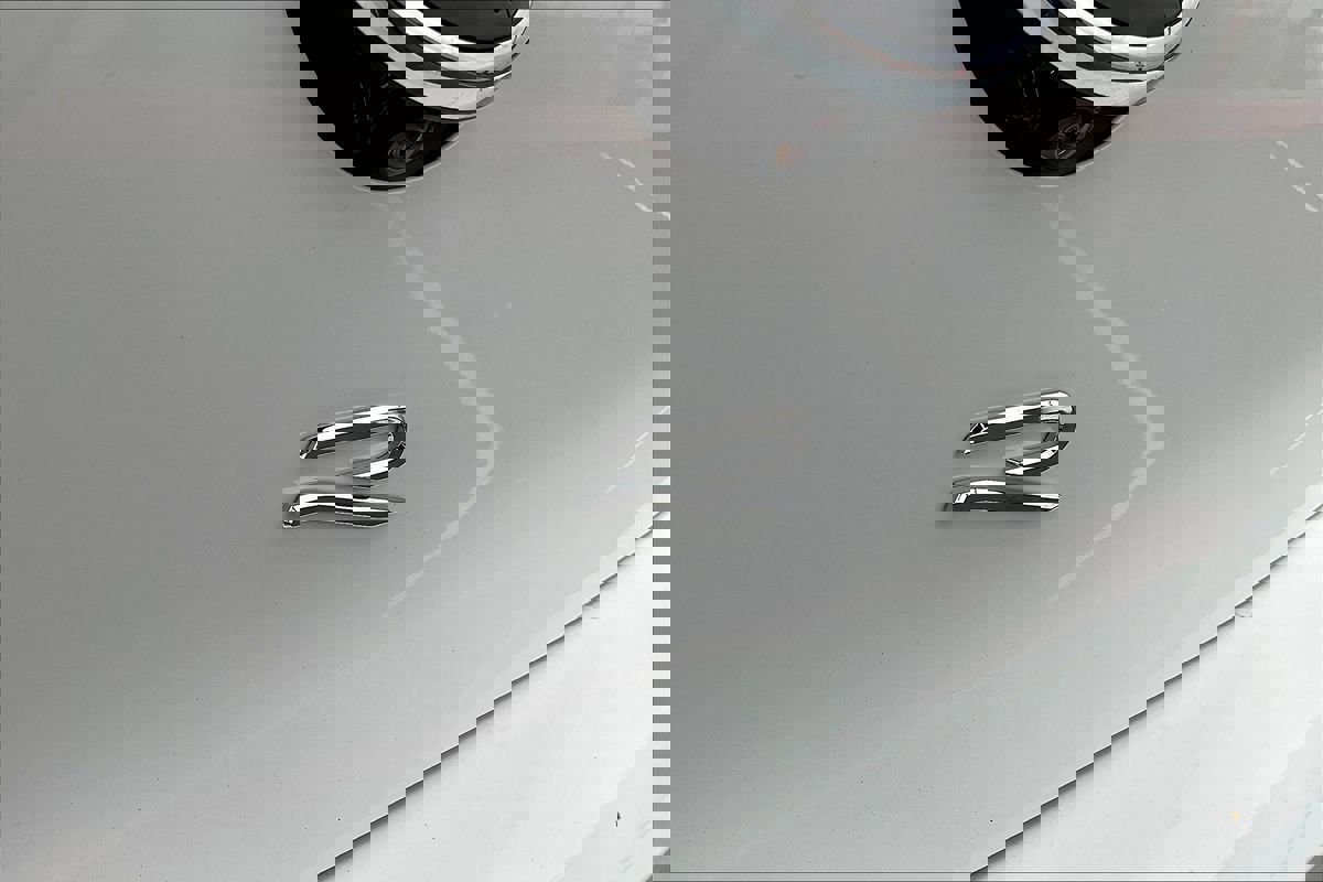 Used 2024 Volkswagen Golf R image 30