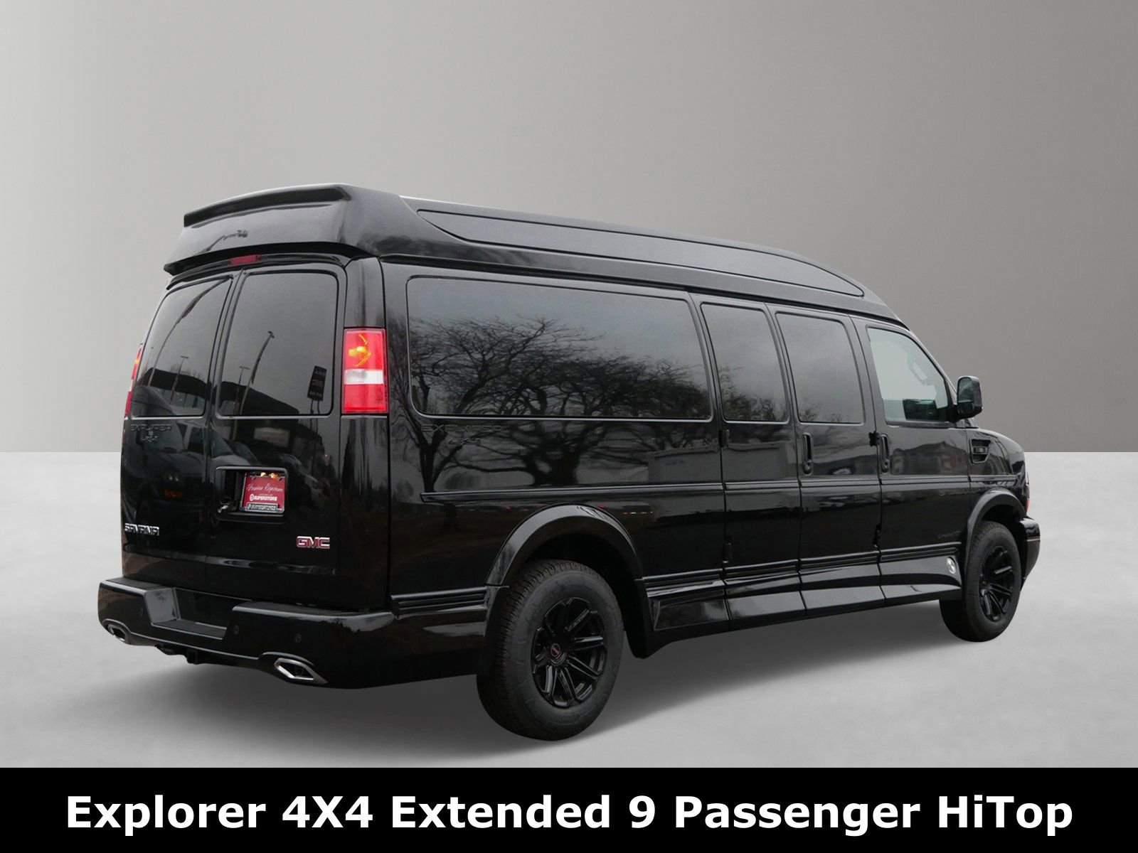 New 2025 GMC Savana 2500 Extended w/ Driver Convenience Package RWD image 4