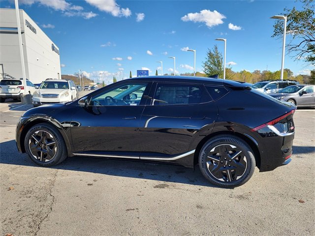 New 2025 Kia EV6 Wind image 7