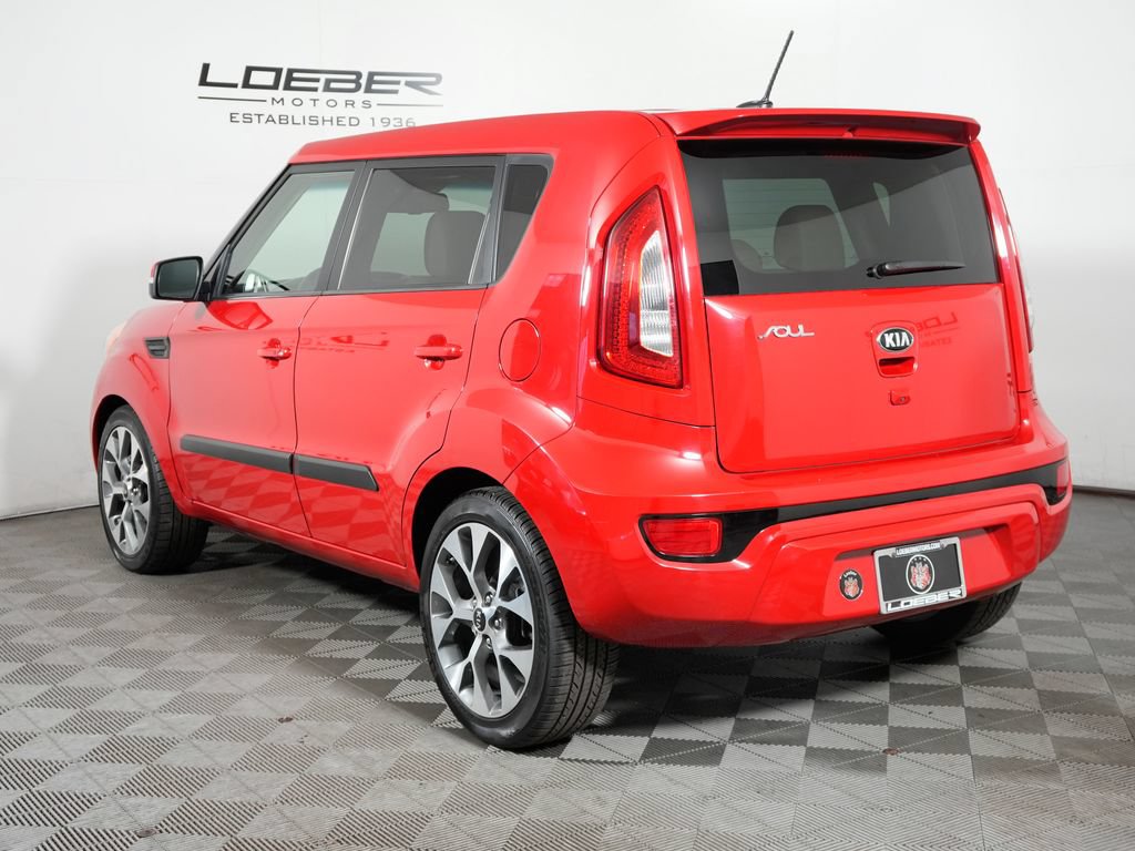 Used 2013 Kia Soul ! w/ Premium Pkg FWD image 3