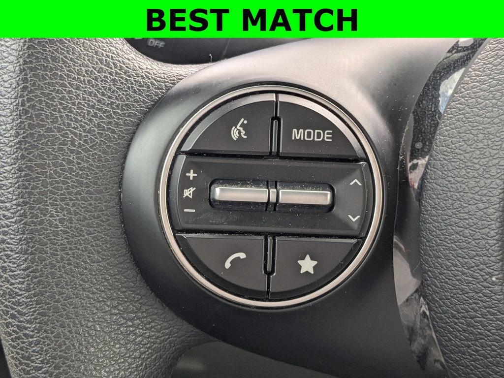 Used 2025 Kia Soul LX w/ LX Technology Package image 21