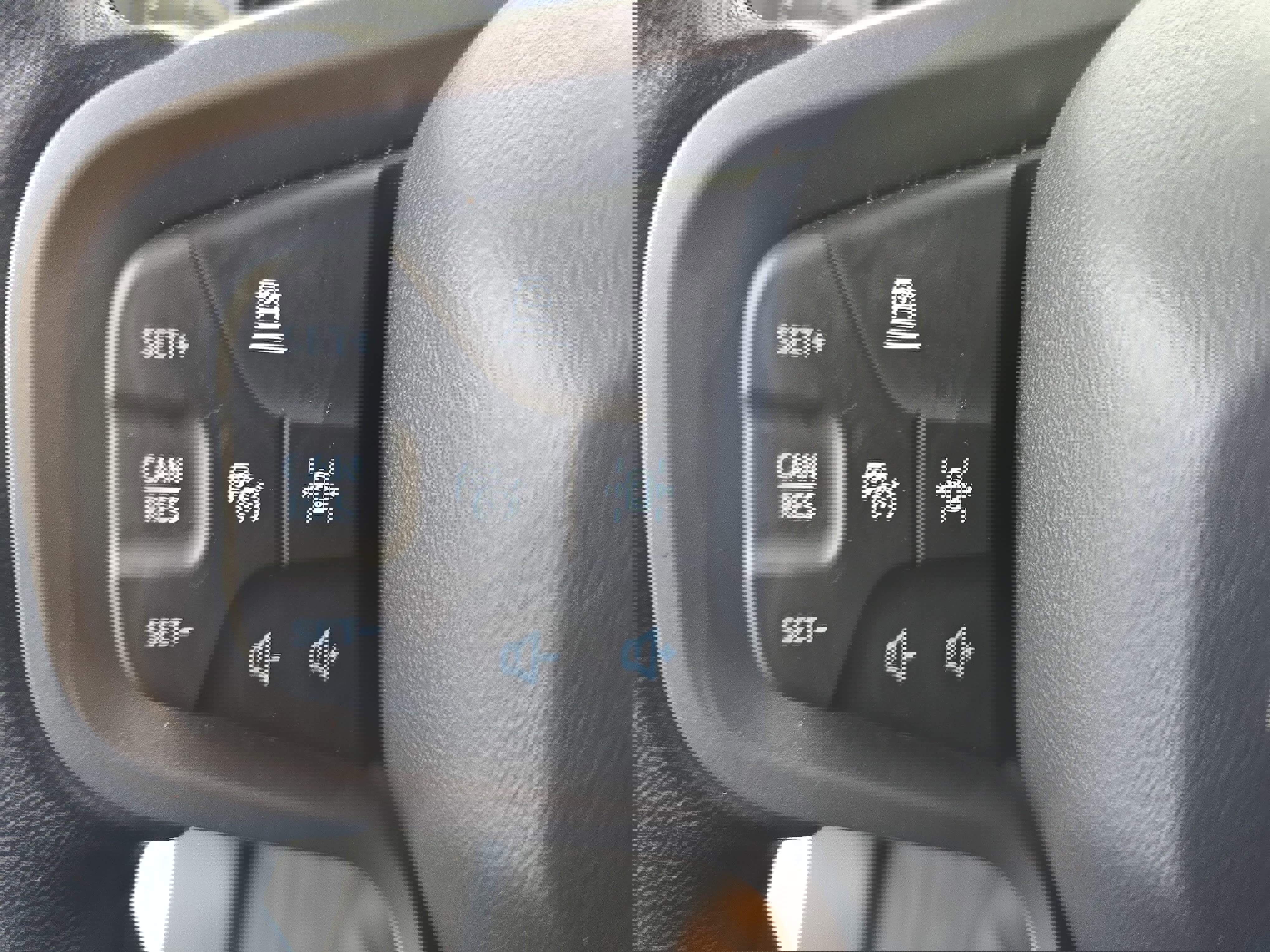 Used 2023 Ford Bronco Wildtrak image 16