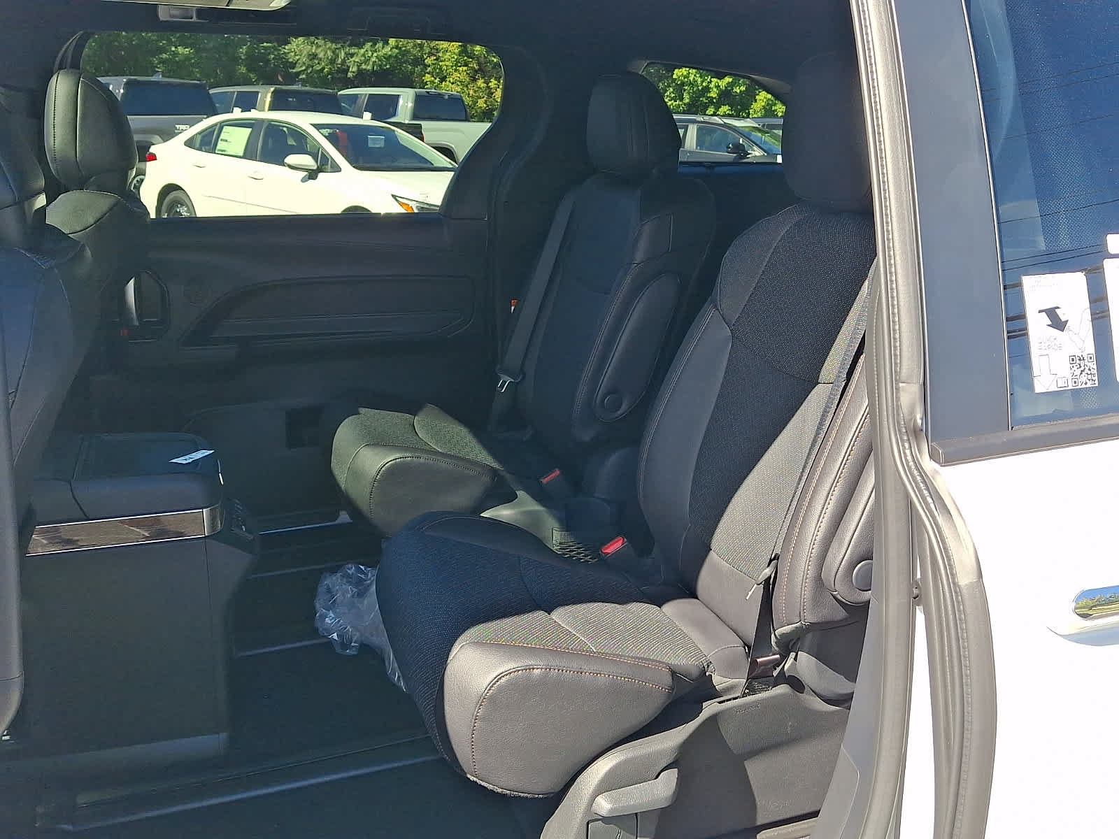 New 2026 Toyota Sienna Platinum AWD/4WD image 8