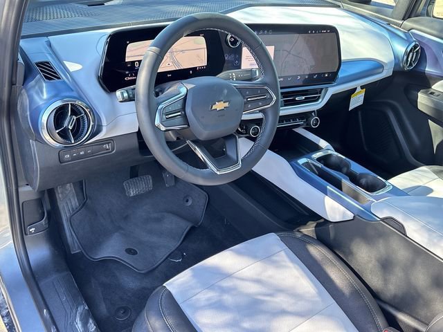New 2026 Chevrolet Equinox EV LT image 10