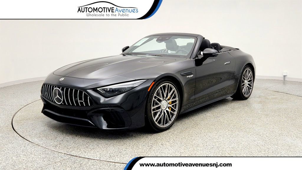 Used 2022 Mercedes-Benz SL 63 AMG 4MATIC w/ Driver Assistance Package image 1