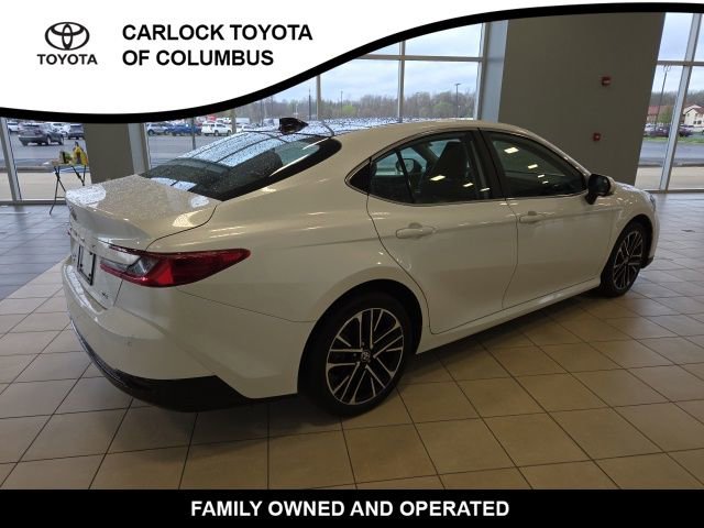 Used 2025 Toyota Camry XLE w/ Premium Plus Package image 7