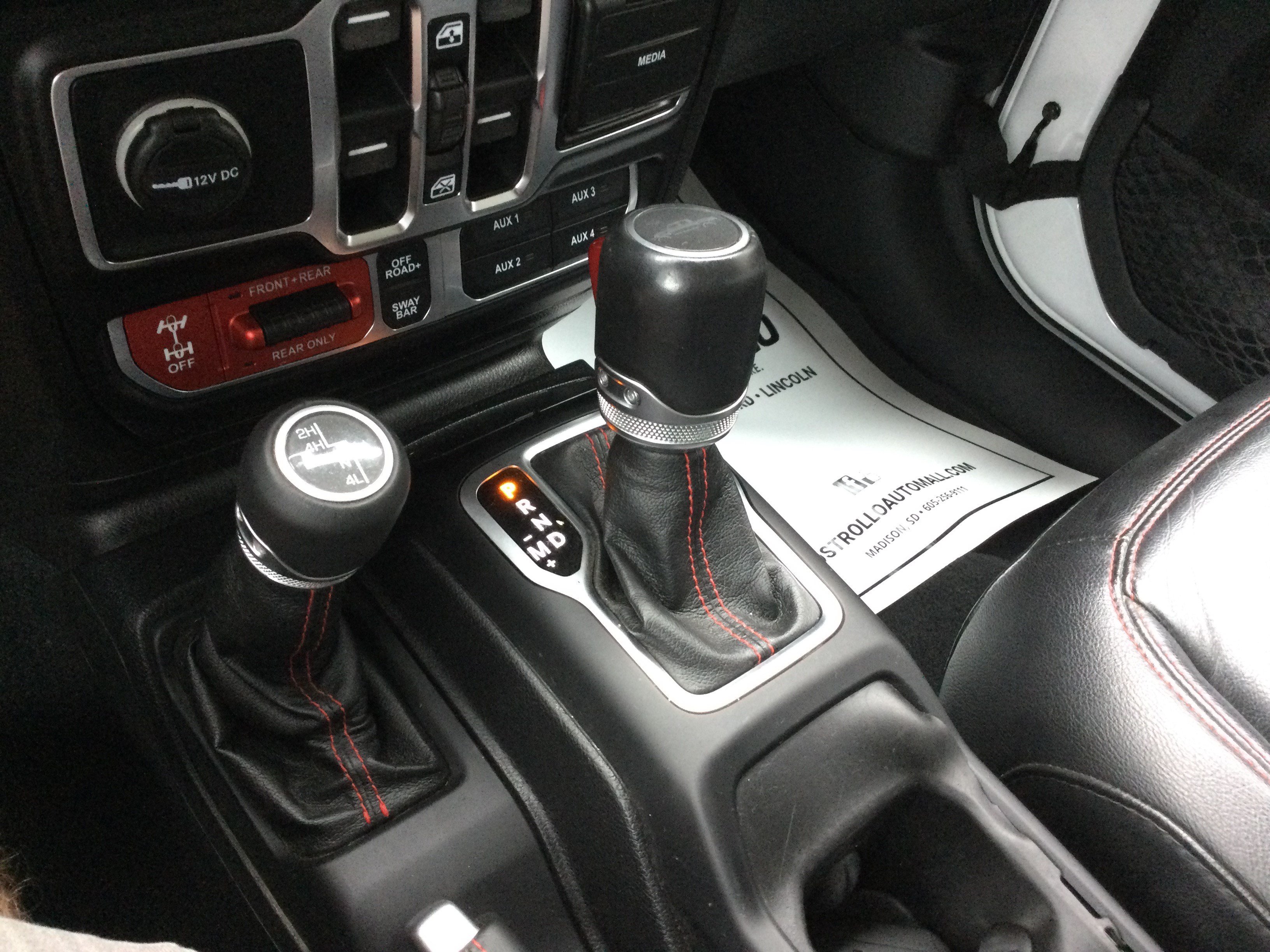 Used 2020 Jeep Gladiator Rubicon AWD/4WD image 13