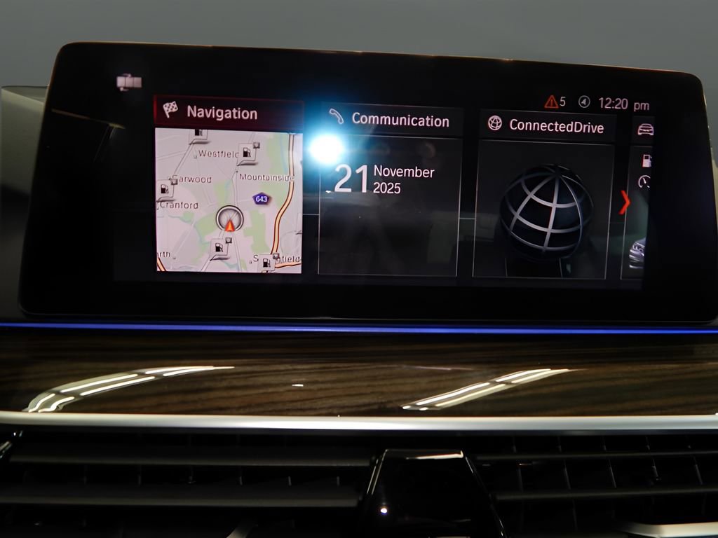 Used 2019 BMW 540i xDrive image 18