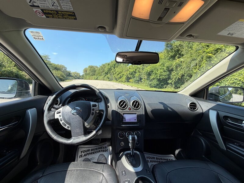 Used 2012 Nissan Rogue SL AWD/4WD image 10