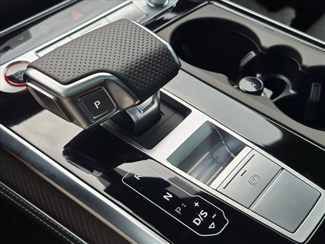 Used 2024 Audi SQ8 Prestige AWD/4WD image 12