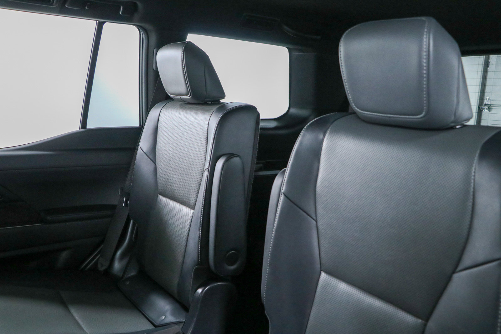 Used 2024 Lexus GX 550 w/ Accessory Package (Z1) AWD/4WD image 25