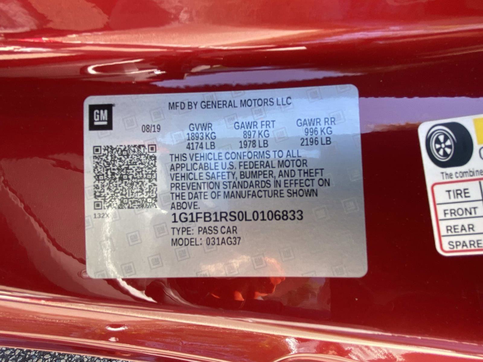 Used 2020 Chevrolet Camaro LT RWD image 23