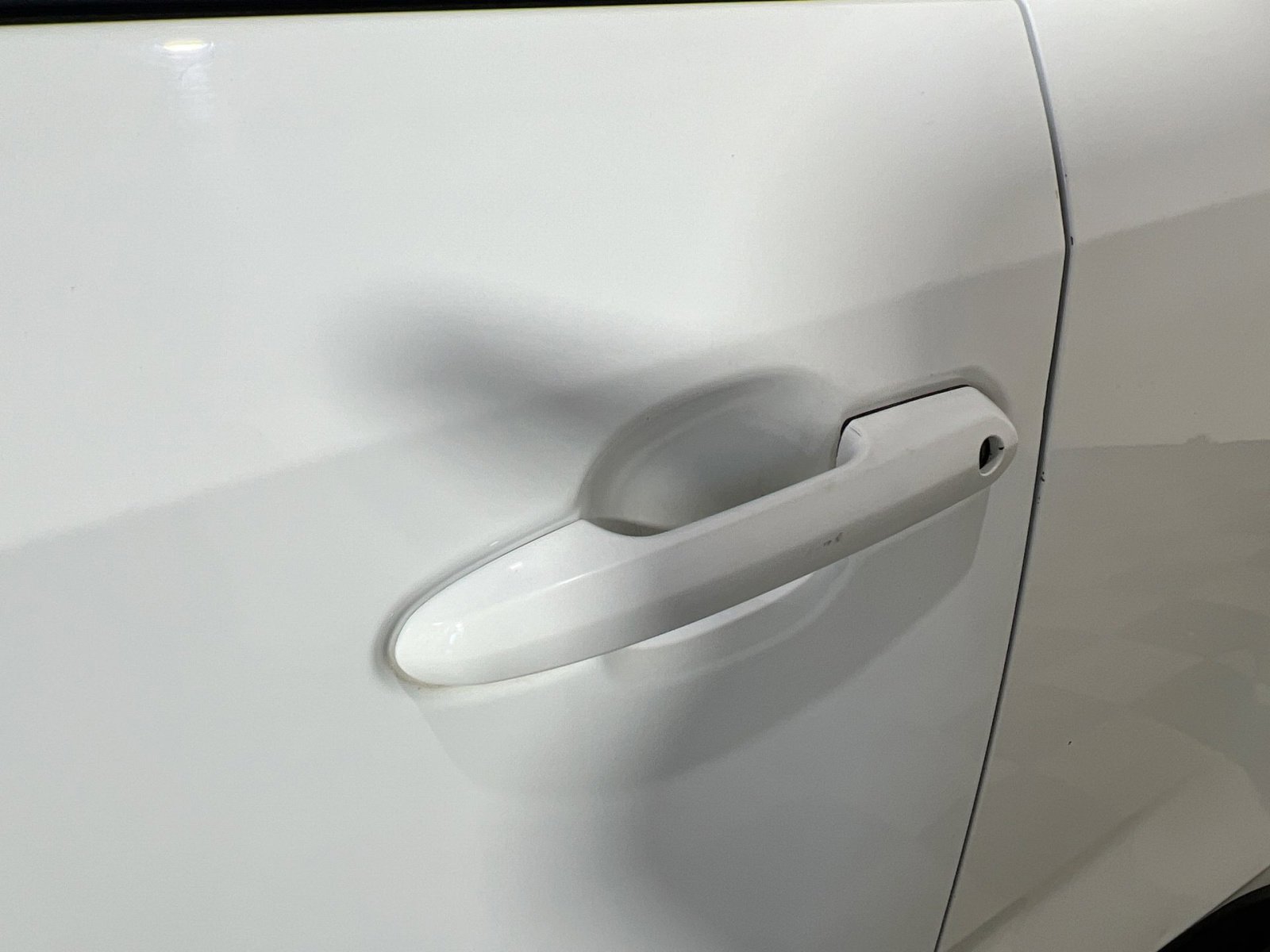 Used 2022 Toyota RAV4 LE image 14