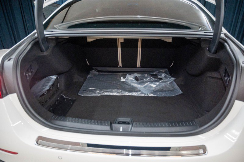New 2027 Mercedes-Benz E 450 4MATIC Sedan image 31