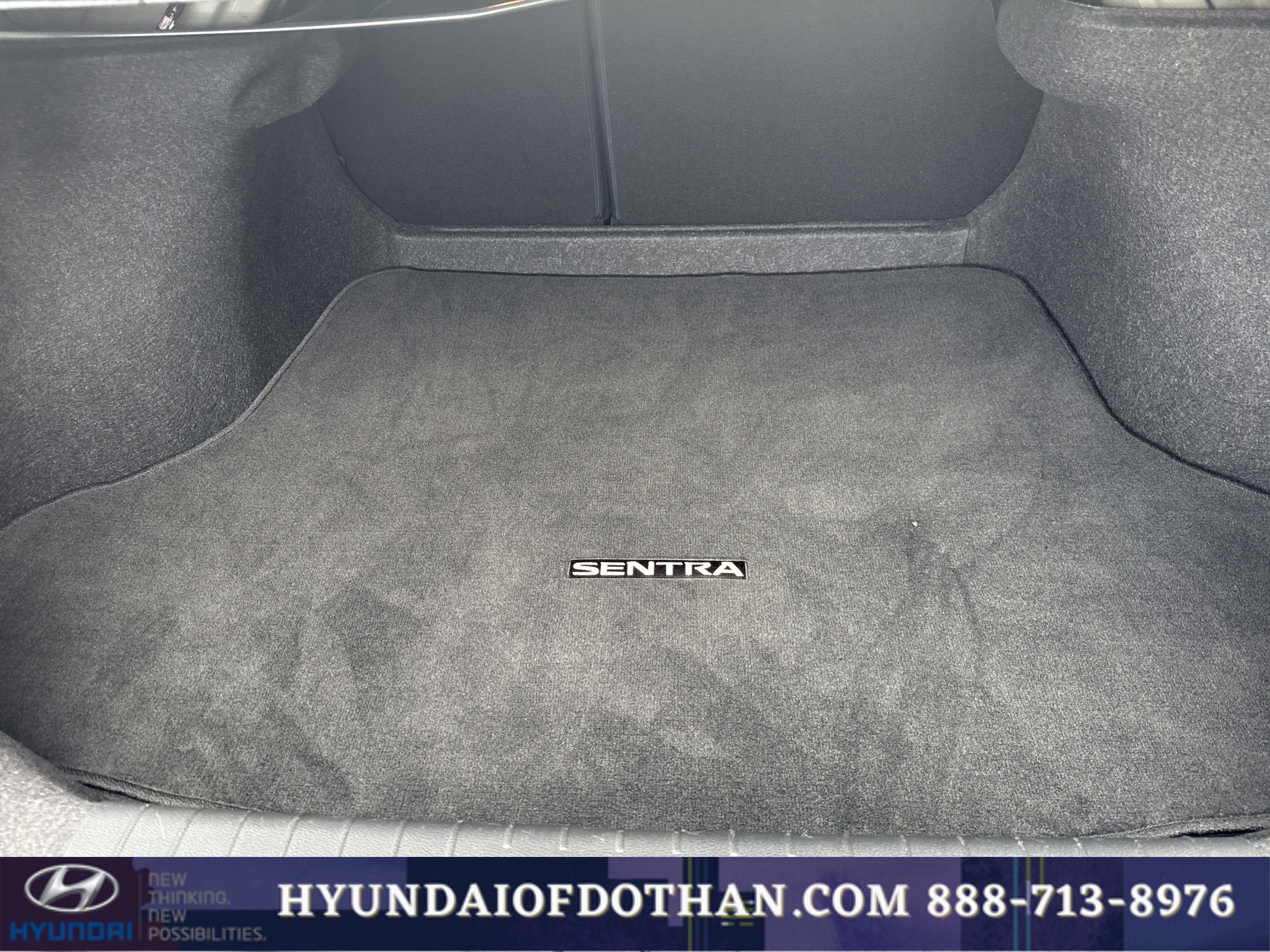 Used 2024 Nissan Sentra S image 12