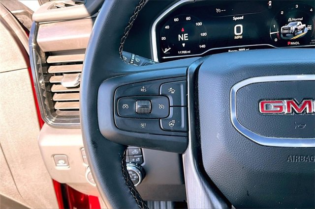 Used 2025 GMC Sierra 3500 AT4 w/ AT4 Premium Plus Package image 12