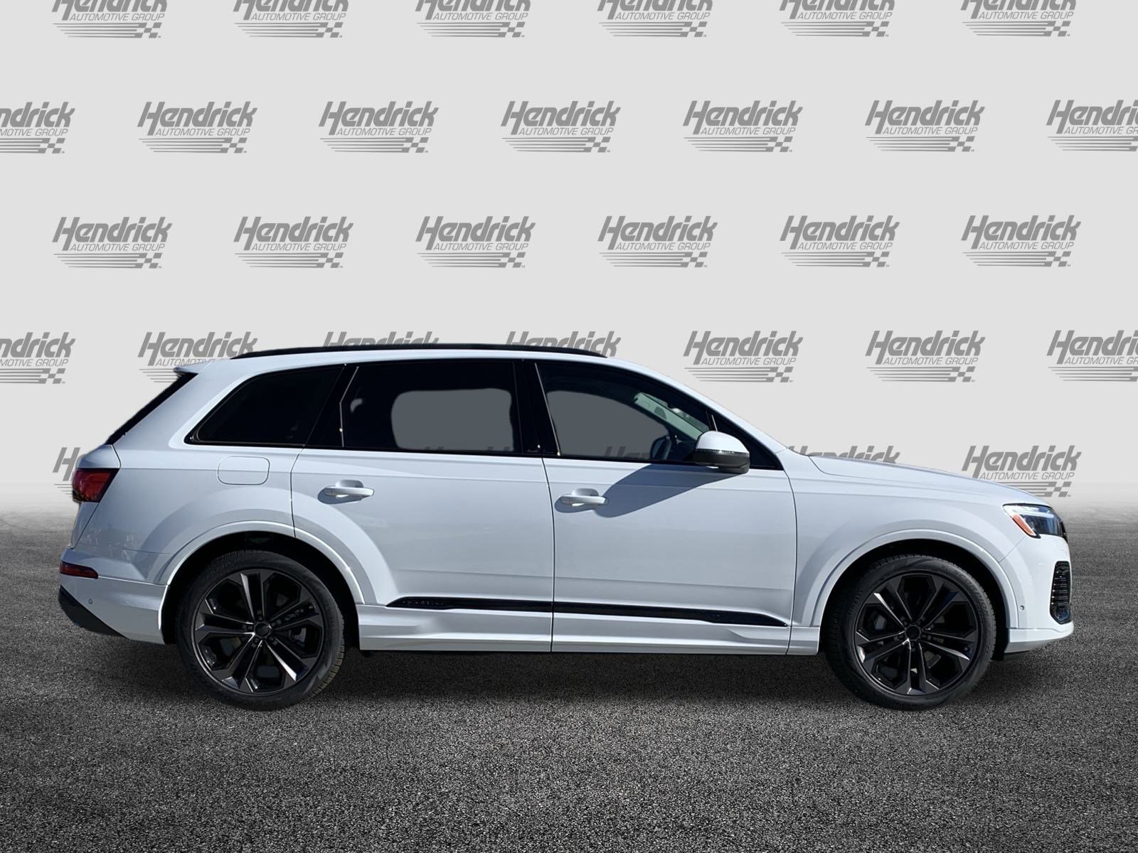 New 2026 Audi Q7 3.0T Premium Plus AWD/4WD image 11