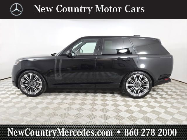 Used 2023 Land Rover Range Rover SE image 5