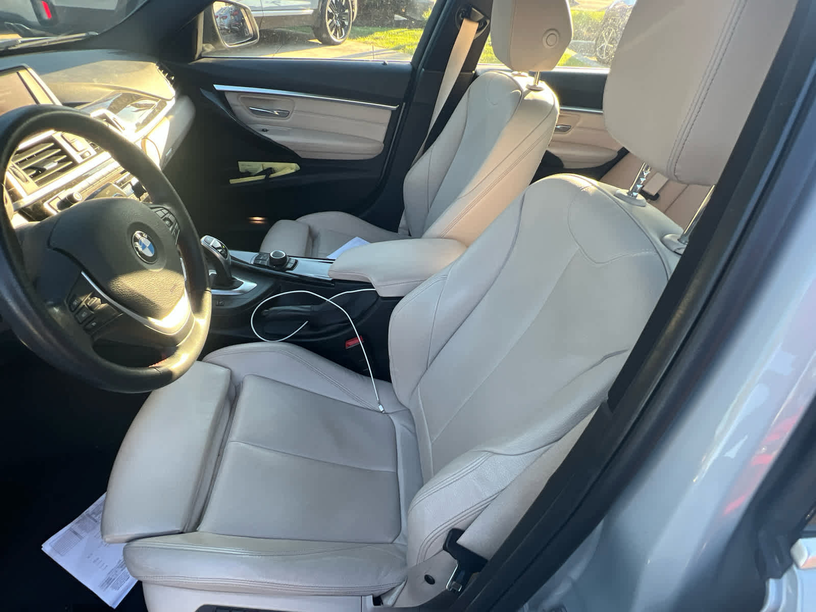 Used 2017 BMW 330i Sedan RWD image 17