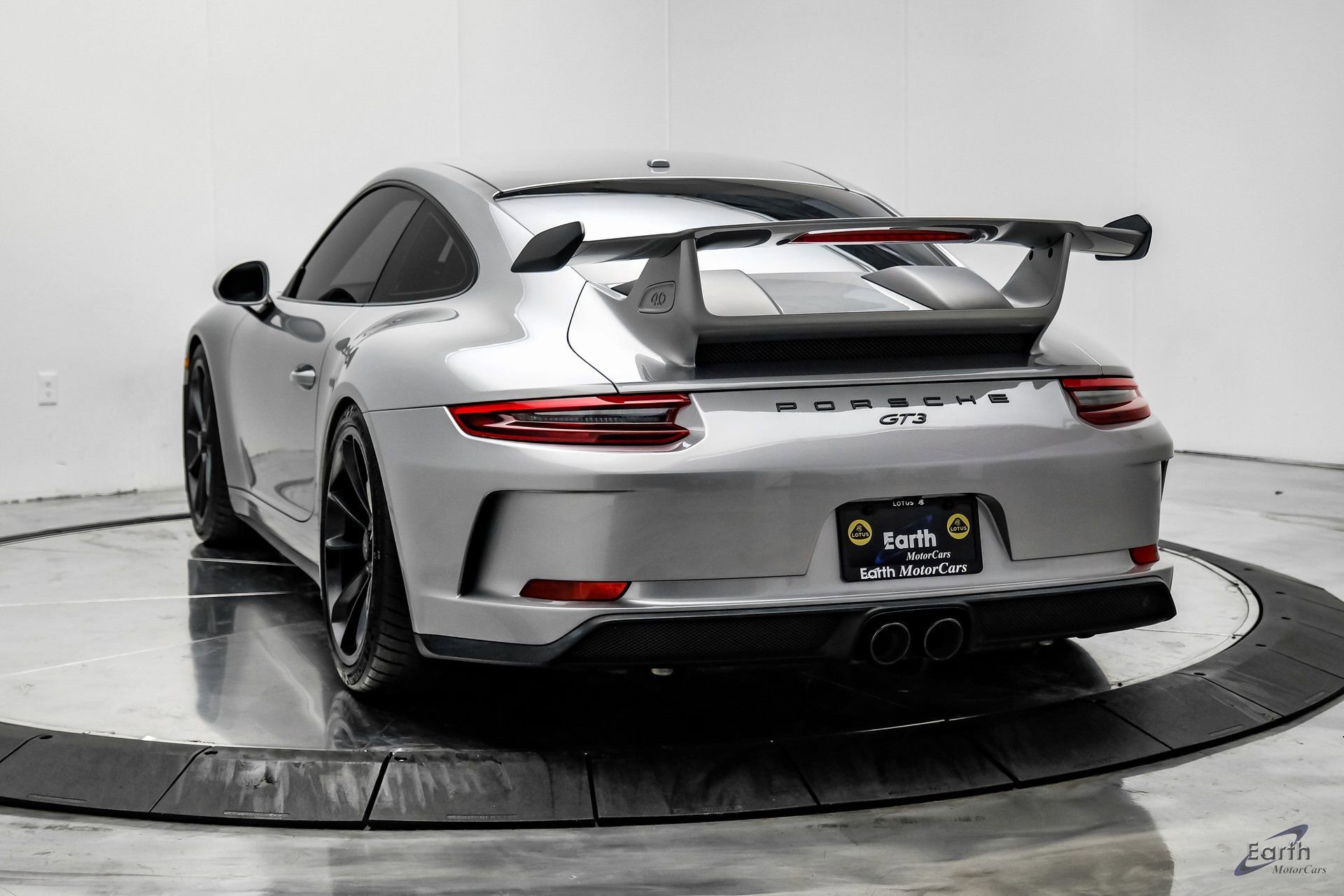 Used 2018 Porsche 911 GT3 w/ Sport Chrono Package image 11