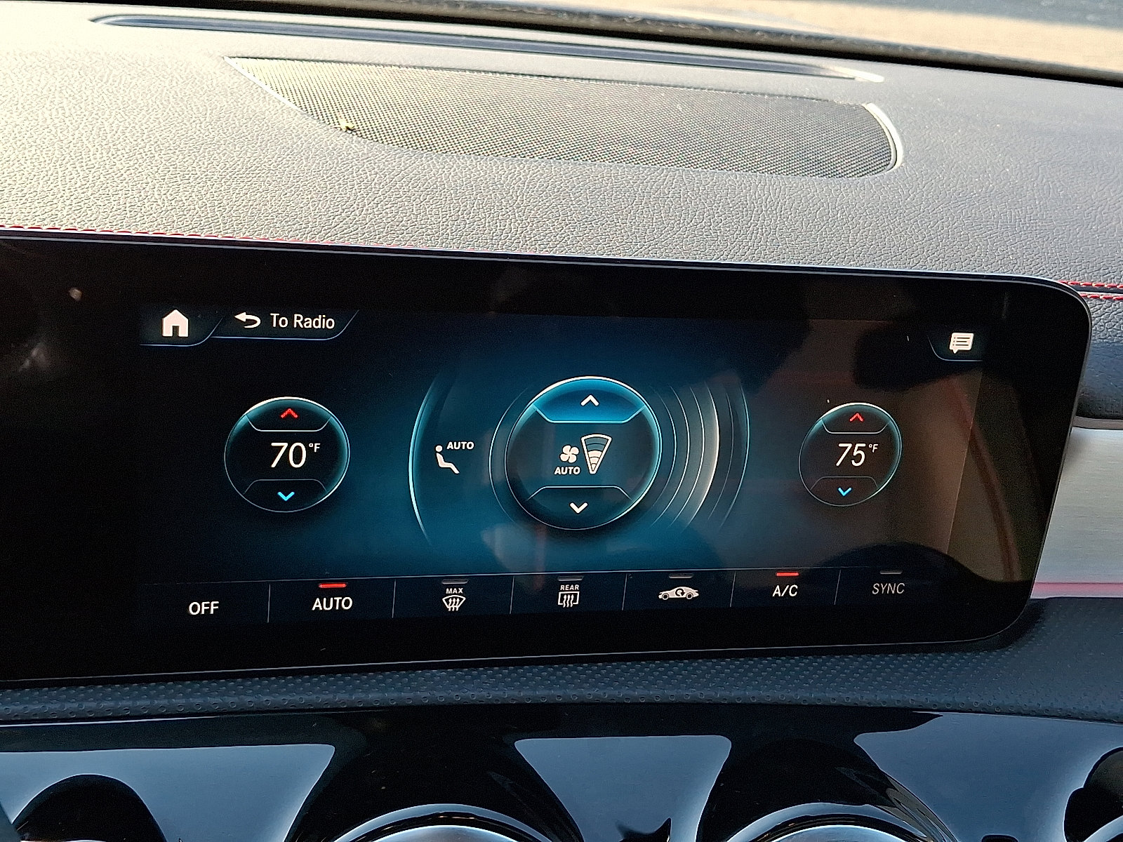 Used 2023 Mercedes-Benz CLA 250 4MATIC image 17