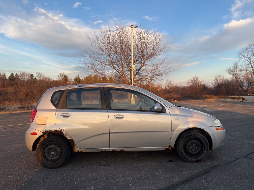 Used 2008 Chevrolet Aveo5 LS image 3