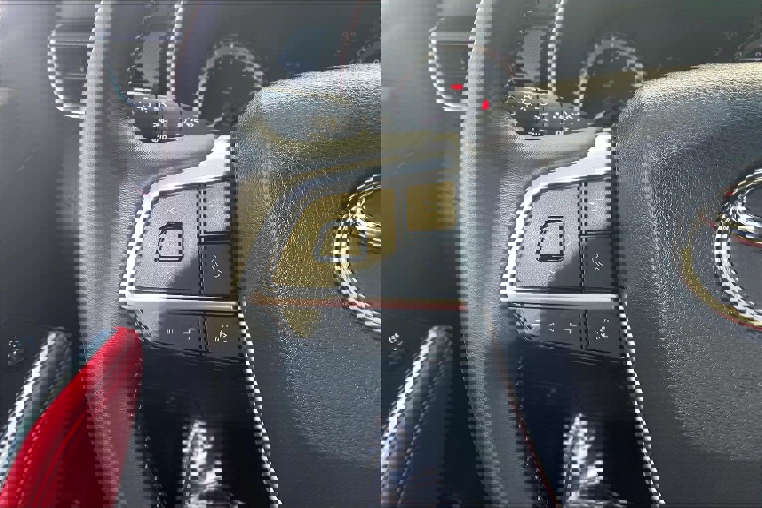 Used 2023 Toyota Highlander XSE image 23