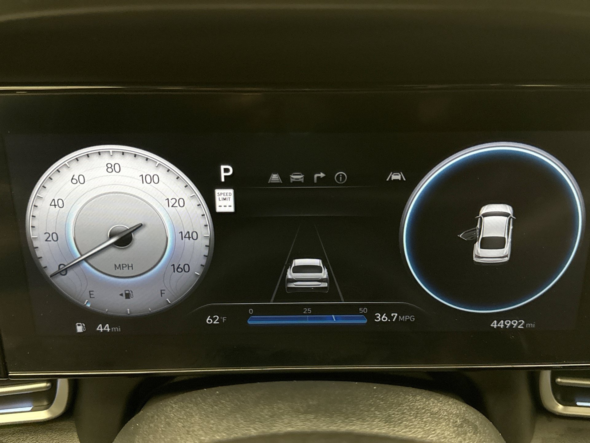 Used 2024 Hyundai Elantra SEL FWD image 13