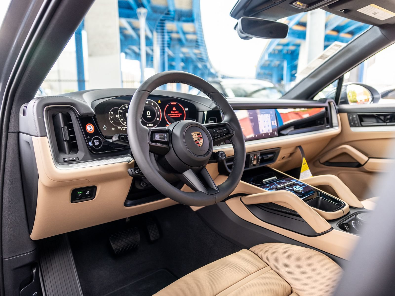 New 2026 Porsche Cayenne Coupe AWD/4WD image 4