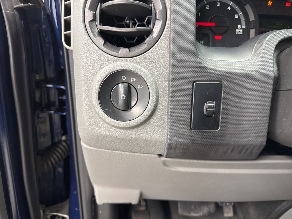 Used 2013 Ford E-350 and Econoline 350 Extended Super Duty w/ PWR Group image 8