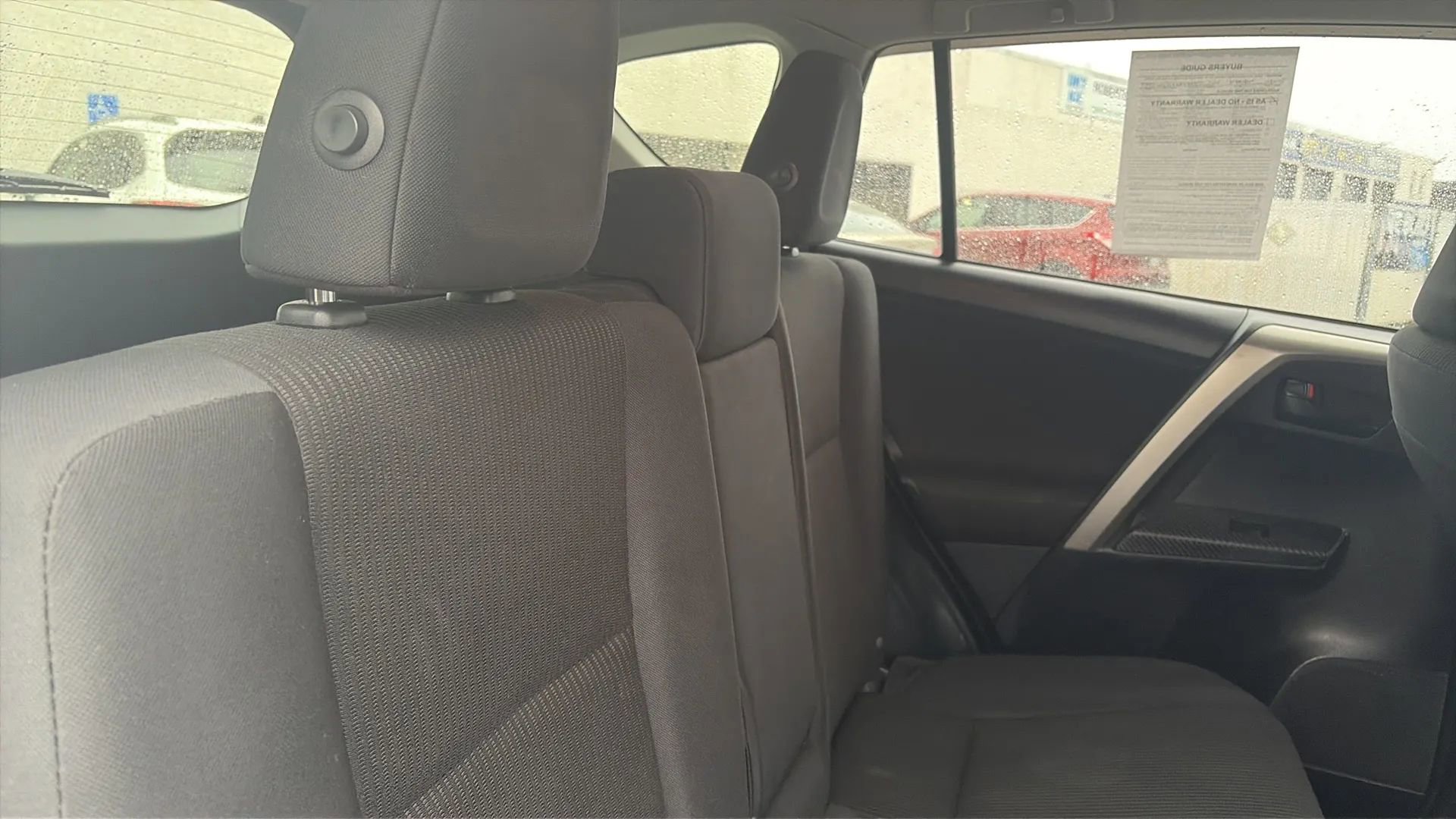 Used 2015 Toyota RAV4 LE image 46