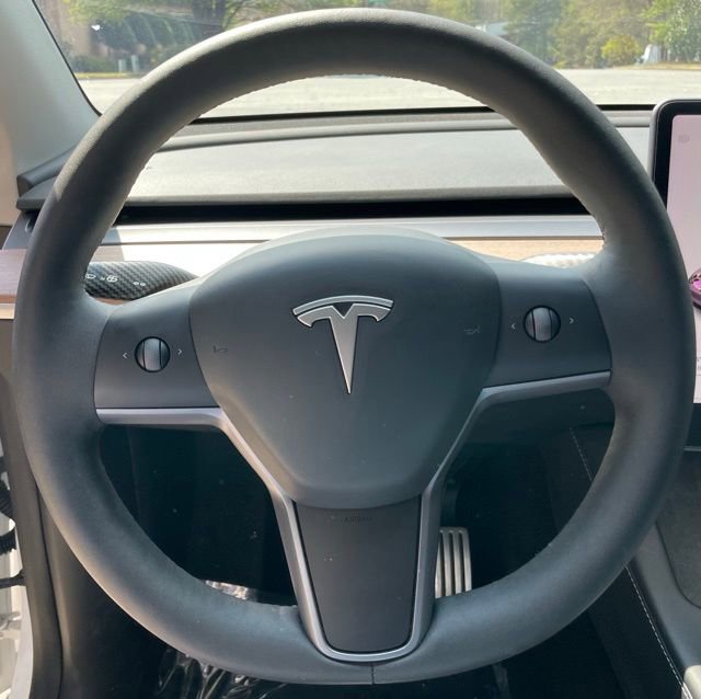 Used 2021 Tesla Model Y Performance image 22