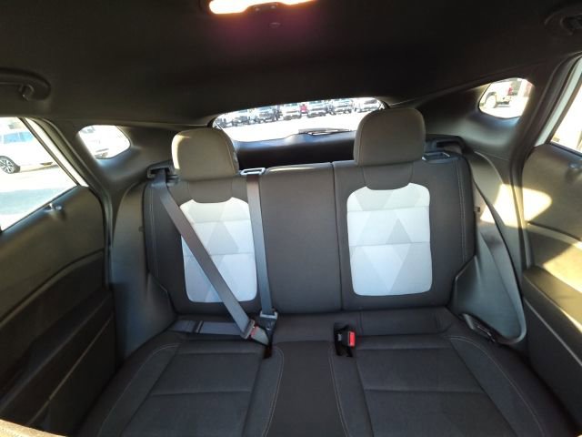 Used 2024 Chevrolet Trax RS image 24