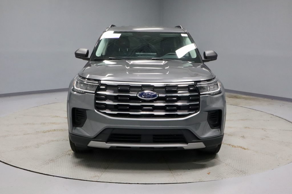 Certified 2025 Ford Explorer Active AWD/4WD image 6