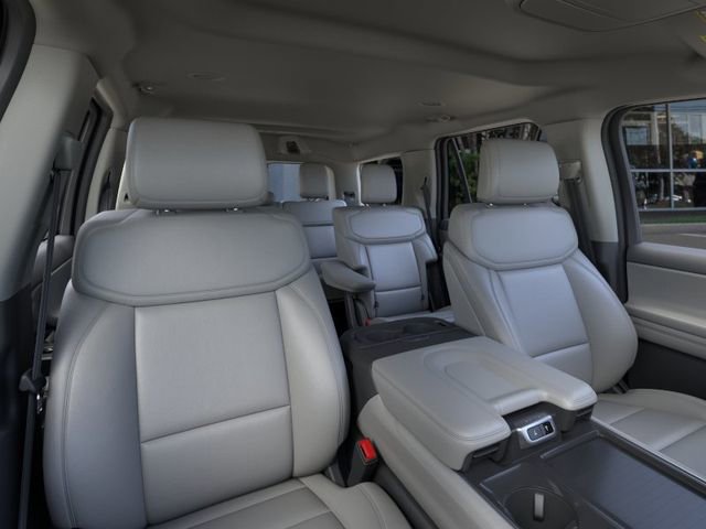 New 2026 Ford Expedition Active RWD image 10