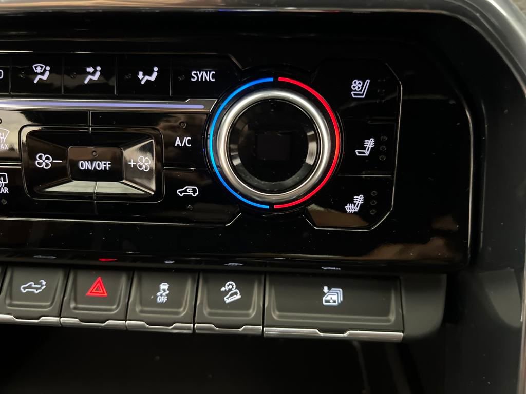 Used 2024 GMC Sierra 1500 Denali w/ Denali Reserve Package image 52