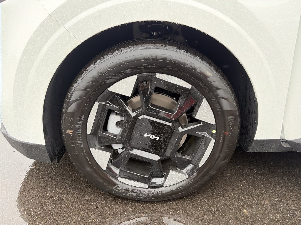 New 2027 Kia Carnival EX FWD image 25