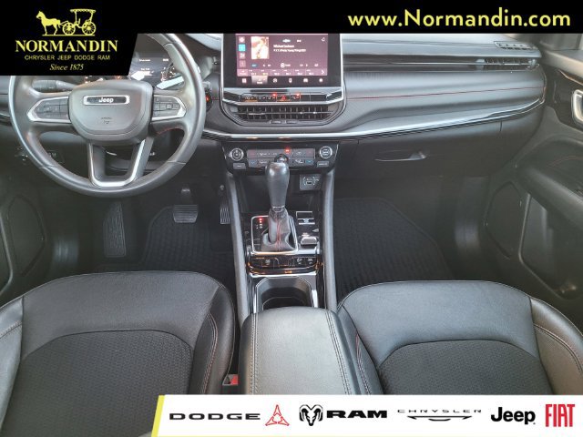Used 2023 Jeep Compass Trailhawk AWD/4WD image 6