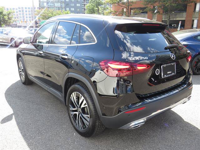 Used 2026 Mercedes-Benz GLA 250 4MATIC image 2