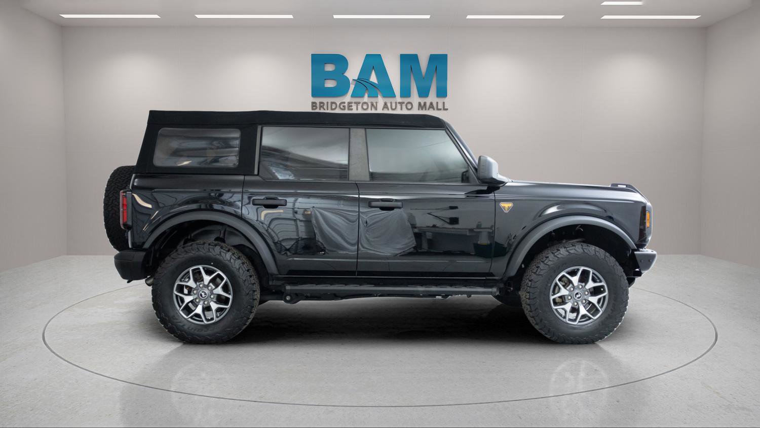 Used 2022 Ford Bronco Badlands AWD/4WD image 8