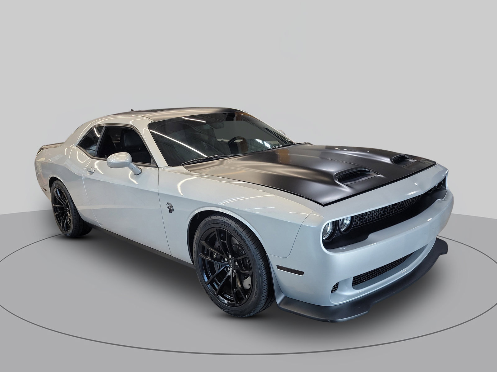 Used 2023 Dodge Challenger SRT Hellcat RWD image 1