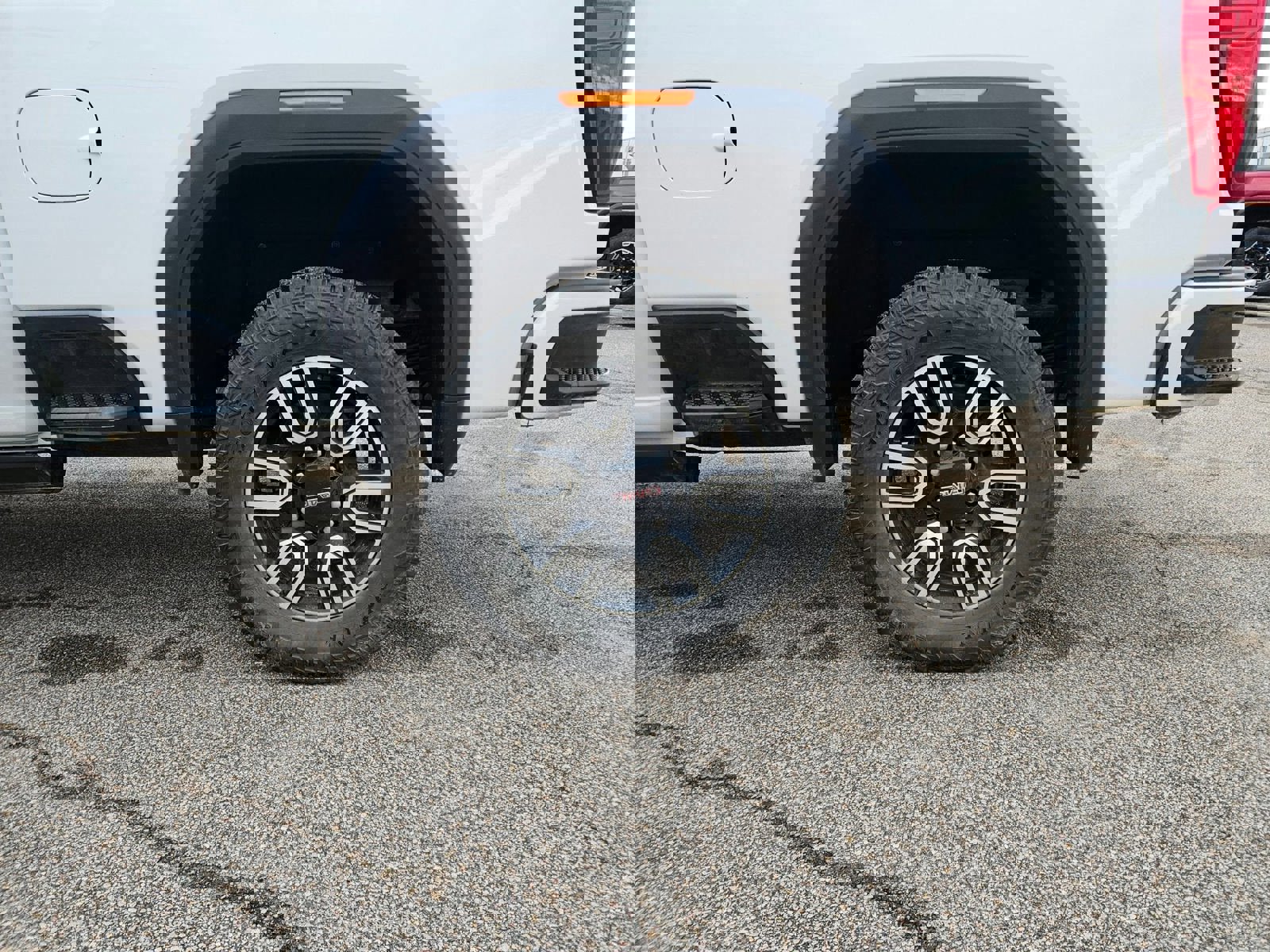 Used 2021 GMC Sierra 2500 AT4 w/ AT4 Premium Plus Package image 31